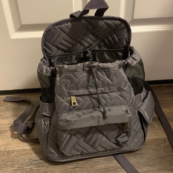 Small animal backpack carrier.  Looks very clean - Picture 1 of 13